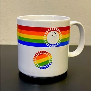 Vintage Russ Rainbow Happy Face Mug